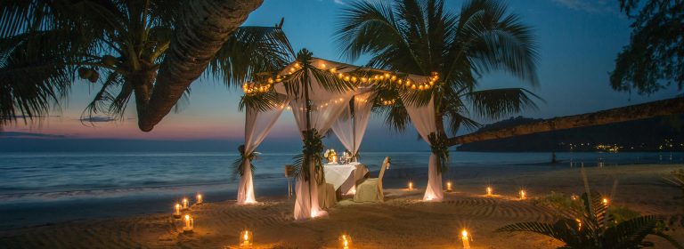 Leave your stress at the door and let paradise in