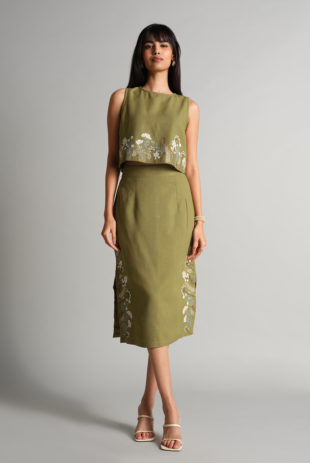 Greens Around Skirt Set