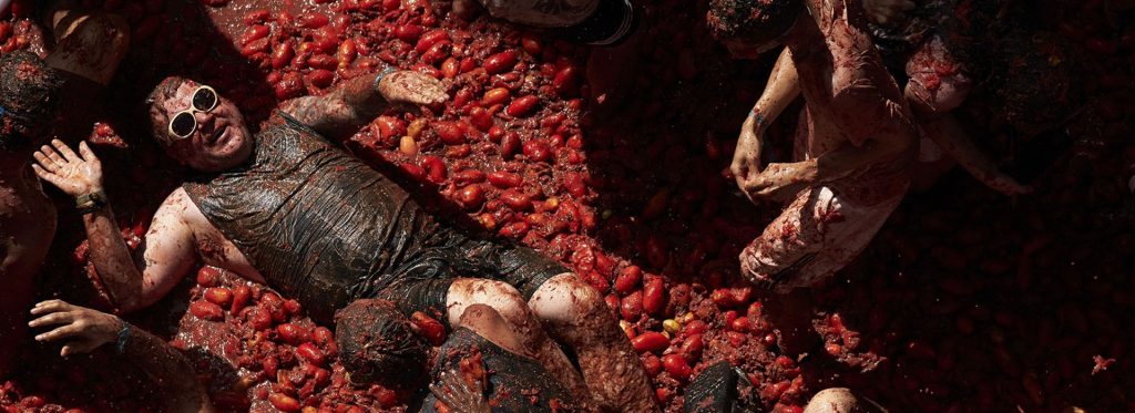 Tomato war, peace in heart