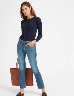 Katie Holmes shuffles her Ugg boots